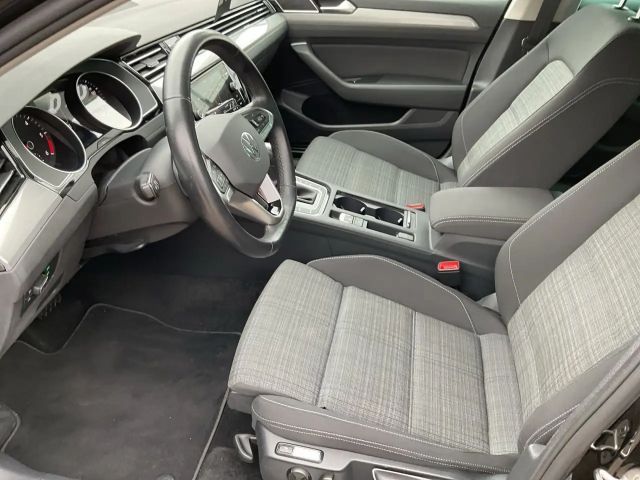 Volkswagen Passat 2.0 TDI Business DSG Variant