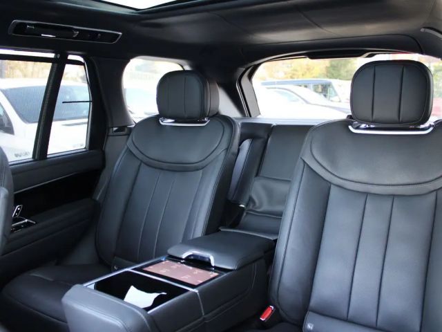 Land Rover Range Rover Autobiography P530