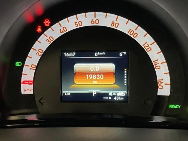 Smart EQ fortwo smart EQ fortwo Exclusive LED Panorama Kamera...