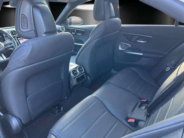 Mercedes-Benz C 300 4MATIC AMG Line Sedan