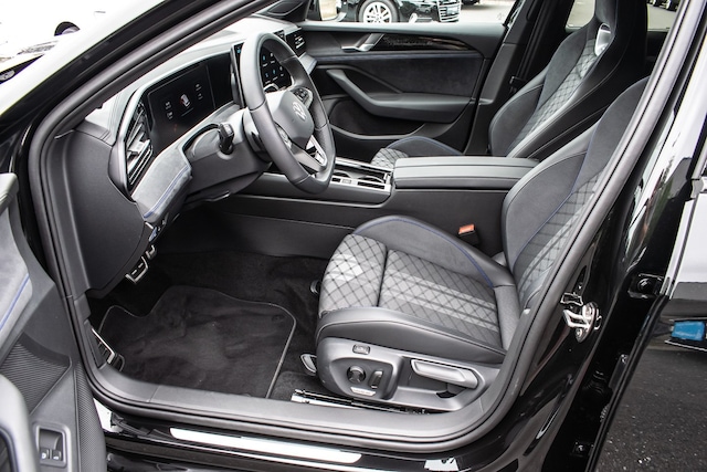 Volkswagen Passat 1.5 eTSI DSG eHybrid