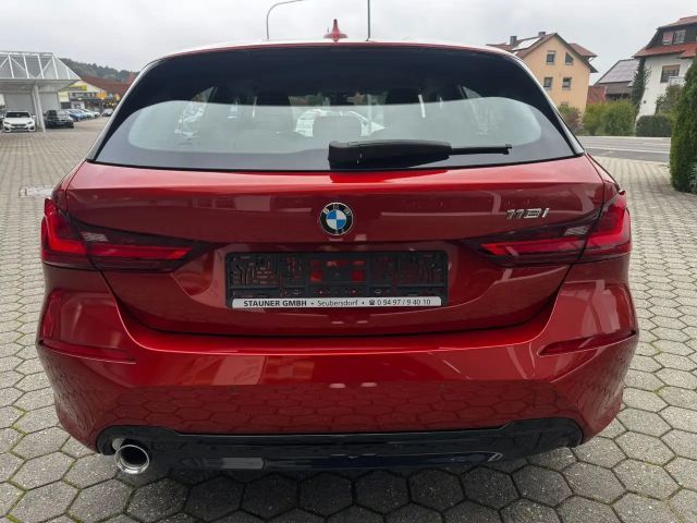 BMW 118 118i Sedan Sport Line