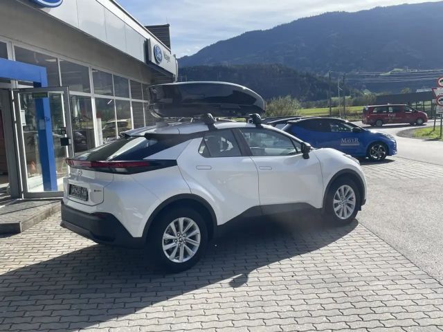 Toyota C-HR Active Hybride