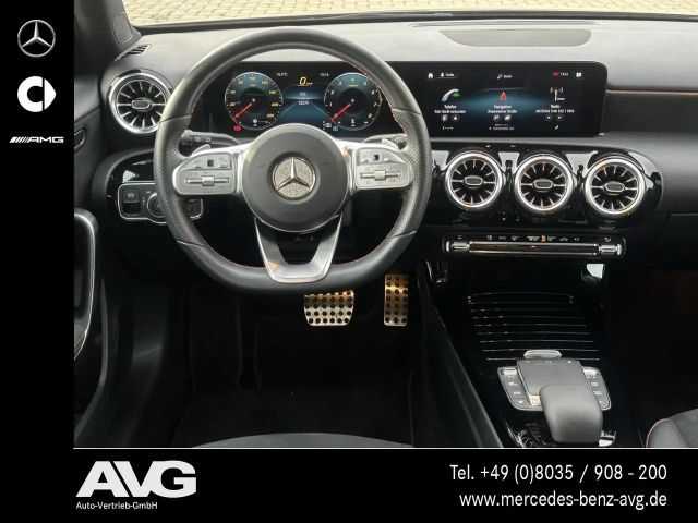 Mercedes-Benz A 250 AMG Line