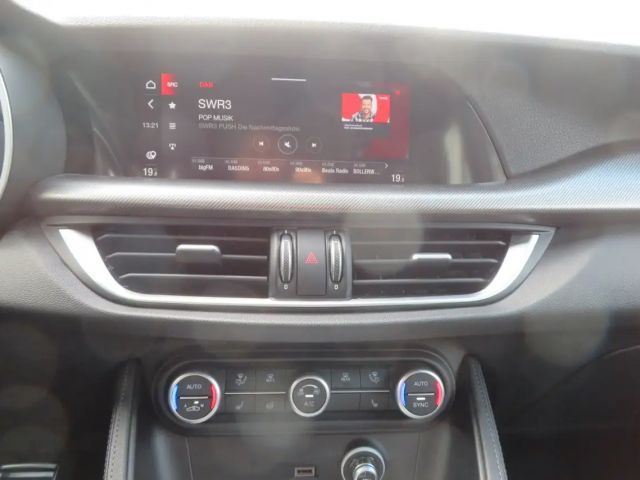 Alfa Romeo Stelvio Q4 Veloce