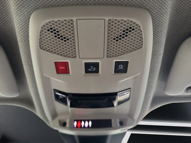 Jeep Avenger Full-Electric Summit