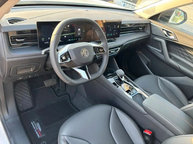 MG HS Luxury