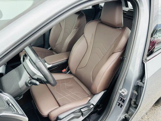 BMW 220 220i Active Tourer Sedan