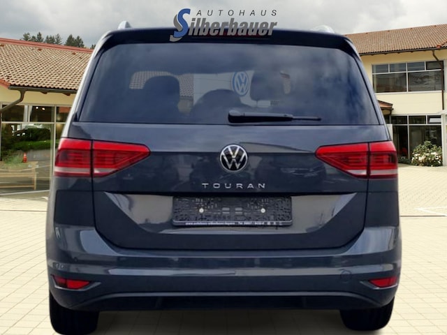 Volkswagen Touran 1.5 TSI DSG Move