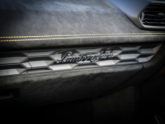 Lamborghini Huracan n STO Nero Noctis Semilucido