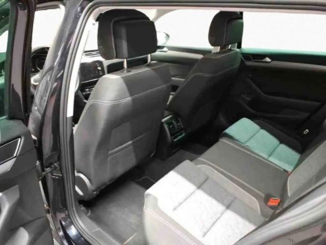 Volkswagen Passat 2.0 TDI Business DSG Variant