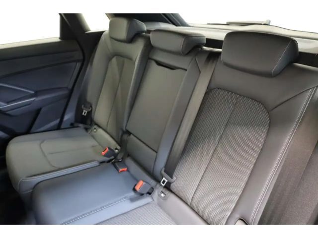 Audi Q3 35 TDI S-Line