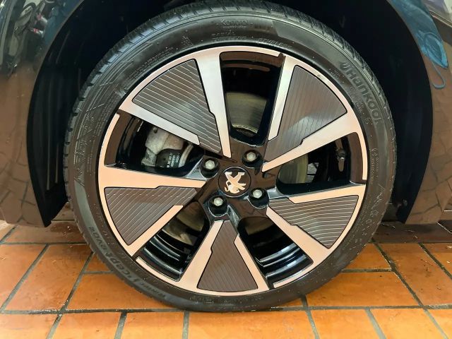 Peugeot E-208 GT-Line