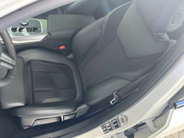 BMW 330 330i M-Sport Sedan xDrive