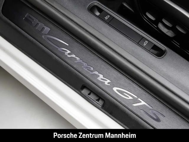 Porsche 992 Cabrio GTS