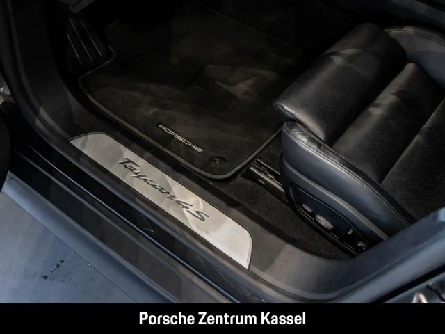 Porsche Taycan Burmester Clubleder HA-Lenkung Nachtsicht