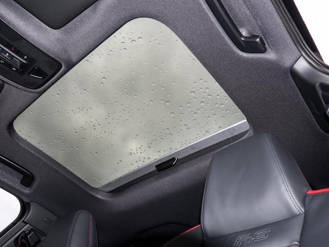 Audi RS3 Quattro S-Tronic Sedan