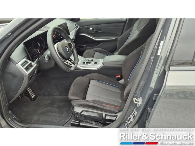 BMW 330 330d M-Sport Touring xDrive