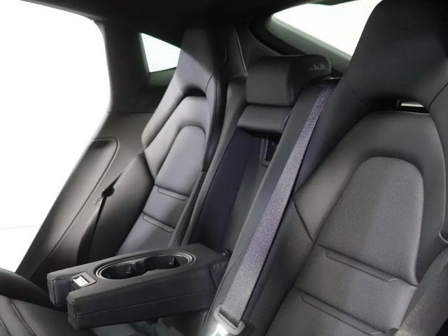 Porsche Panamera 4 E-Hybrid