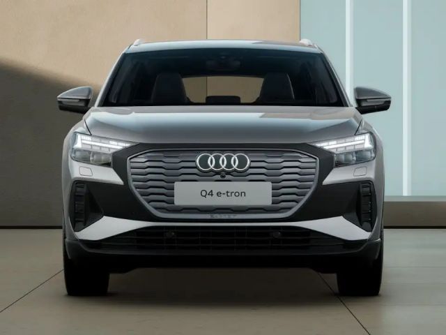 Audi Q4 e-tron 45 / Navi+, Matrix, ParkAssi, 360°, WP