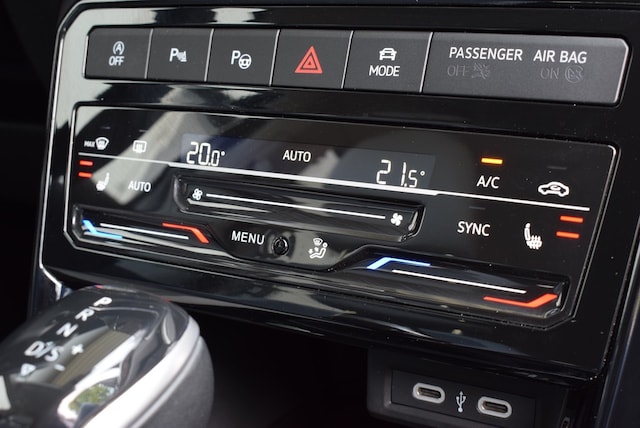 Volkswagen T-Cross 1.0 TSI DSG Style