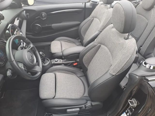 MINI Cooper Cabrio Classic Trim Aut. Navi HiFi RFK