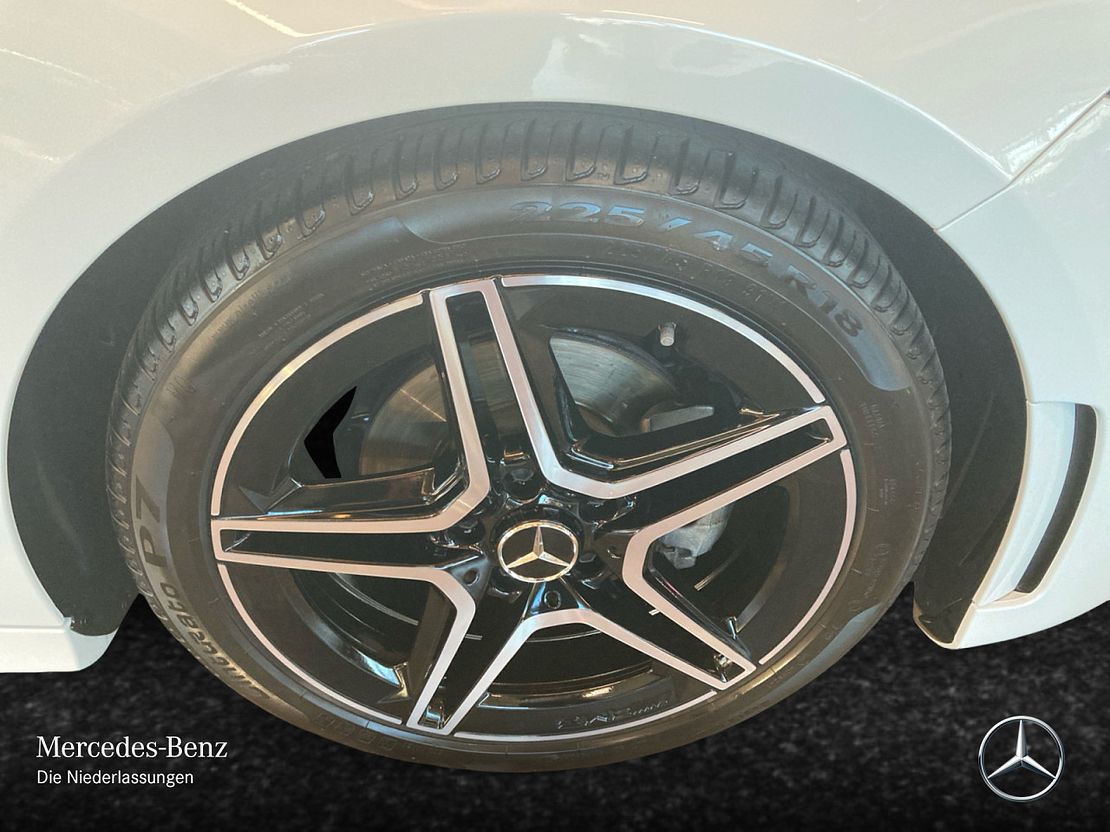 Mercedes-Benz A 180 AMG Line