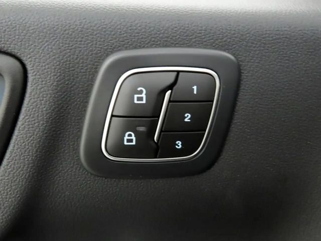 Ford Kuga Plug in Hybrid ST Line X