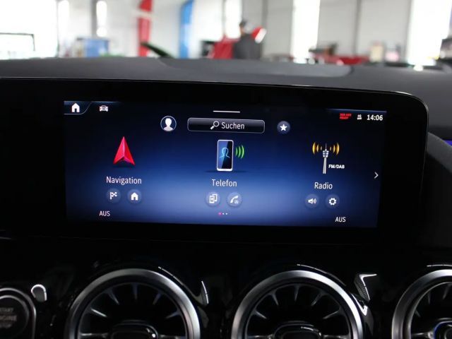 Mercedes-Benz GLA 200 Progressive