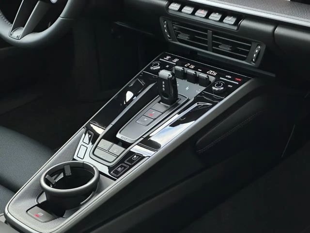 Porsche 992 Carrera Coupé