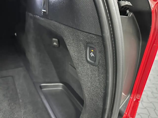 Volvo XC90 AWD Momentum