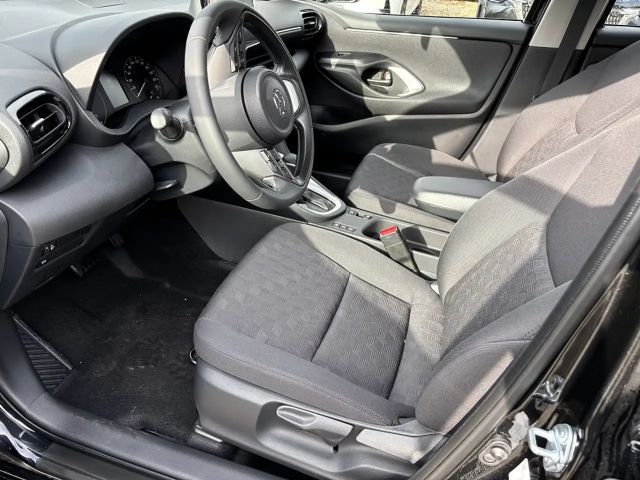 Mazda 2 Hybrid 1.5L VVT-i 116 e-CVT CENTERLINE Kamera