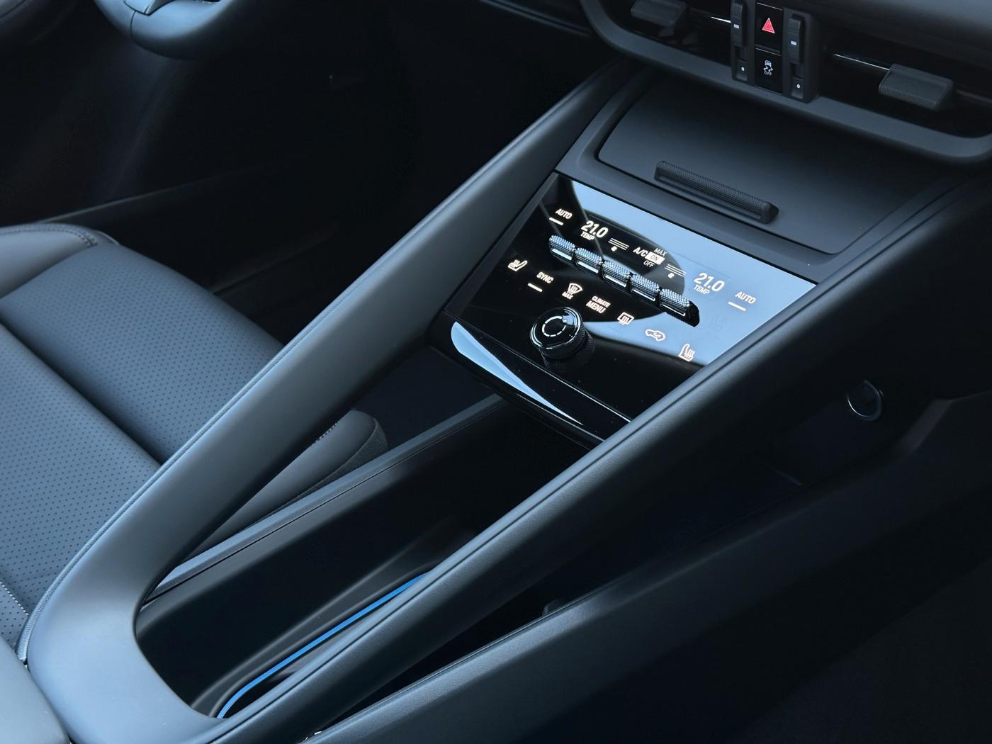 Porsche Macan BOSE PANO Lenkradheizung