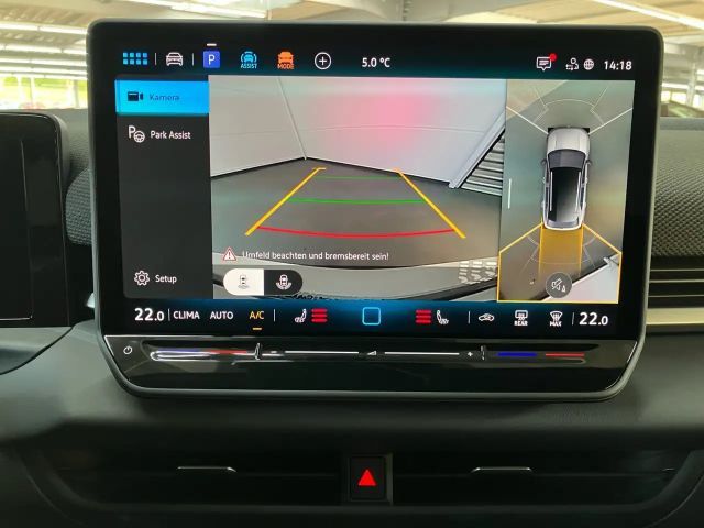 Volkswagen T-Roc 1.5 eTSI DSG R-Line