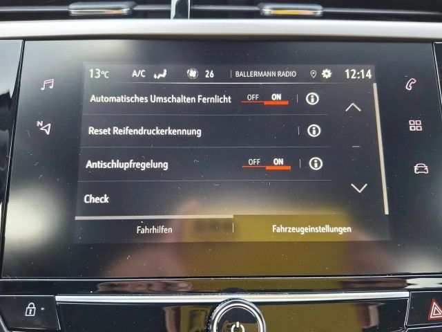 Opel Corsa F e  +LED+SHZ+LHZ+PDC+KLIMAAUTOMATIK