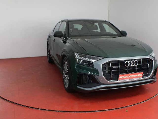 Audi Q8 55 TFSI S-Line