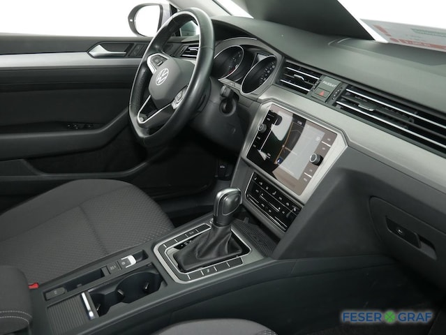 Volkswagen Passat 1.5 TSI DSG Variant