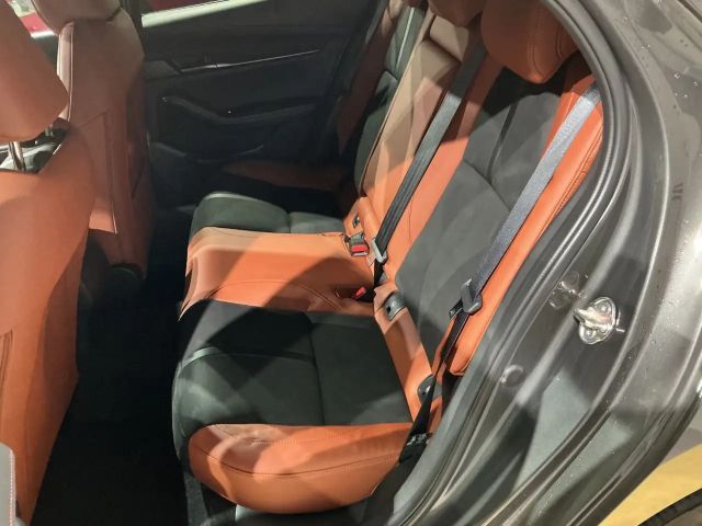 Mazda 3 Lim. 5-trg. Nagisa*Bose*Head-UP*