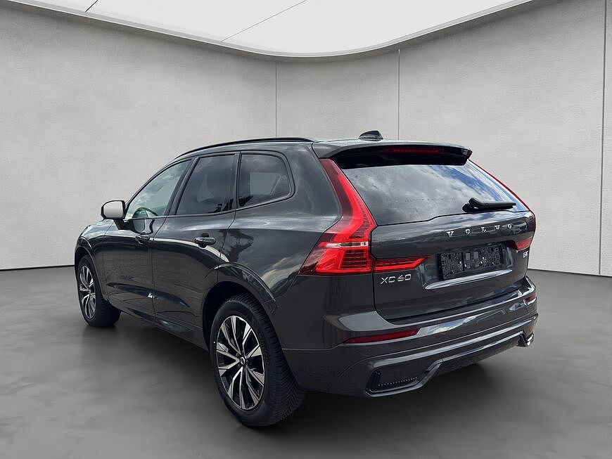 Volvo XC60 Dark Plus