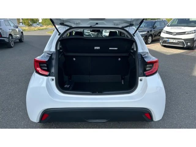 Toyota Yaris Hybride Team D