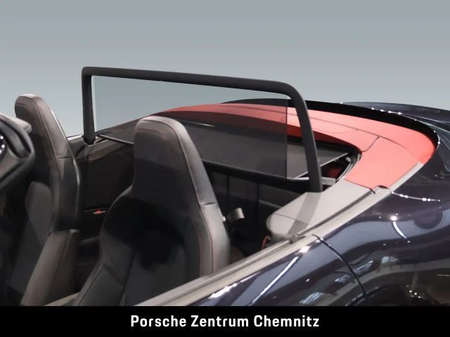 Porsche 992 Cabrio Carrera GTS