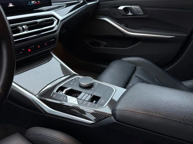 BMW 330 330e M-Sport Touring xDrive