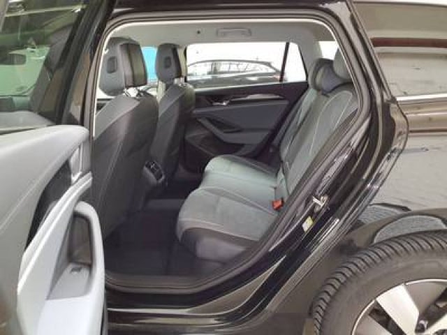 Volkswagen Passat 2.0 TDI Business DSG Variant