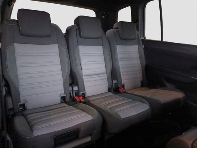 Volkswagen Touran 1,5 TSI 7-SITZER*STANDHZG*AHK*NAV*RFK* KLIMA LED ALU