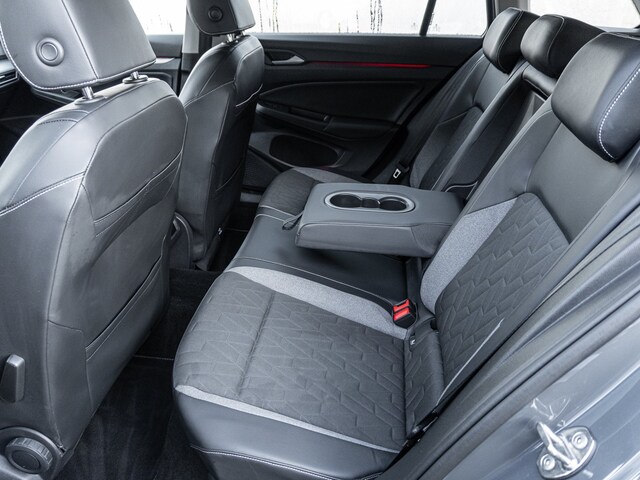 Volkswagen Golf 2.0 TDI DSG Variant