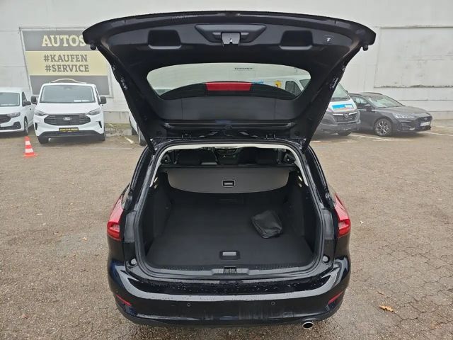 Ford Focus Titanium Wagon