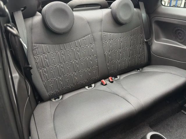 Fiat 500C apple carplay