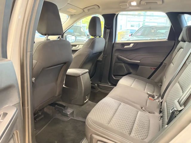 Ford Kuga Cool & Connect