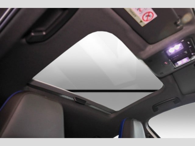 Volkswagen Golf 2.0 TSI DSG Golf VIII