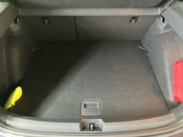 Volkswagen Taigo 1.0 TSI DSG R-Line